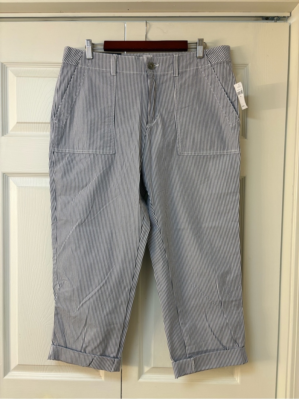 Women’s Blue & White Pinstripe Crop Pants
